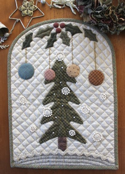 Photo1: Ornament & Tree (Tax Excl.) (1)