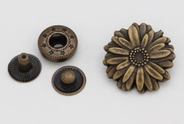Photo2: Snap Buttons (Tax Excl.) (2)