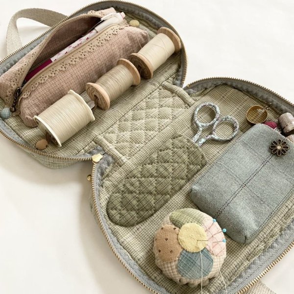 Photo3: Sewing Bag with Flowers - Enjoy Sewing! (3)