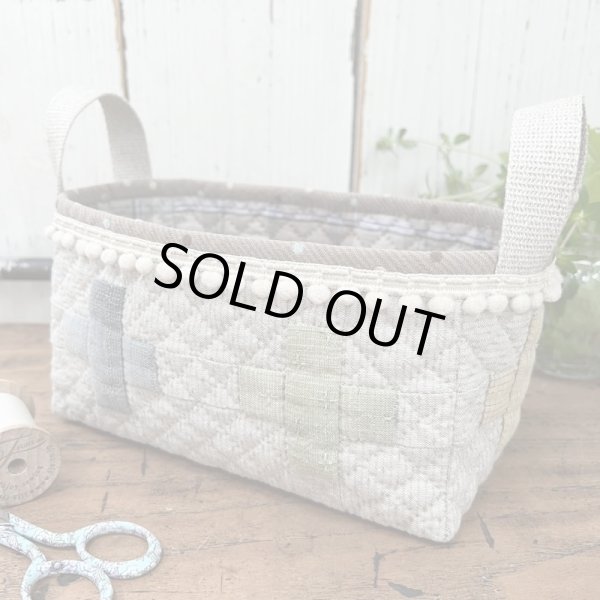 Photo1: Criss-Cross Basket  (1)