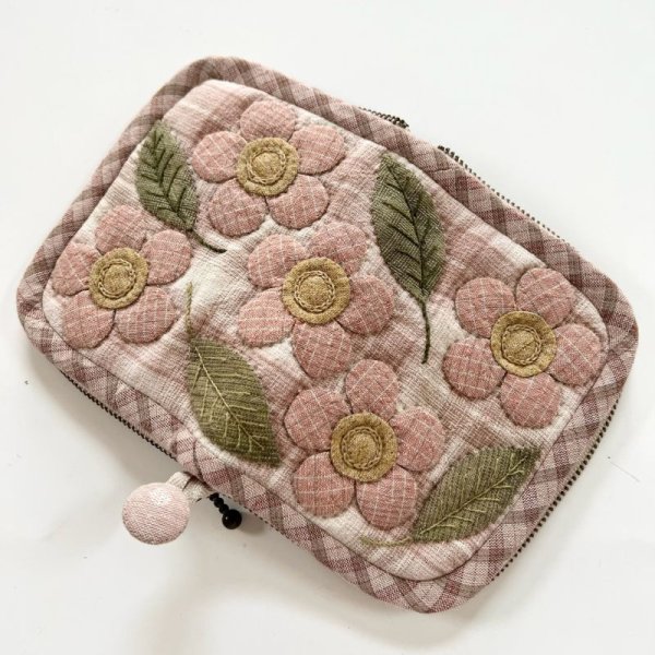 Photo6: Zip Cardholder with Flowers  (6)