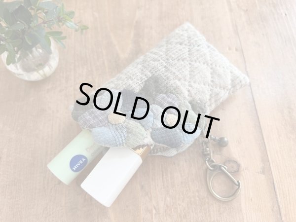 Photo3: Petit Case with Violas (3)