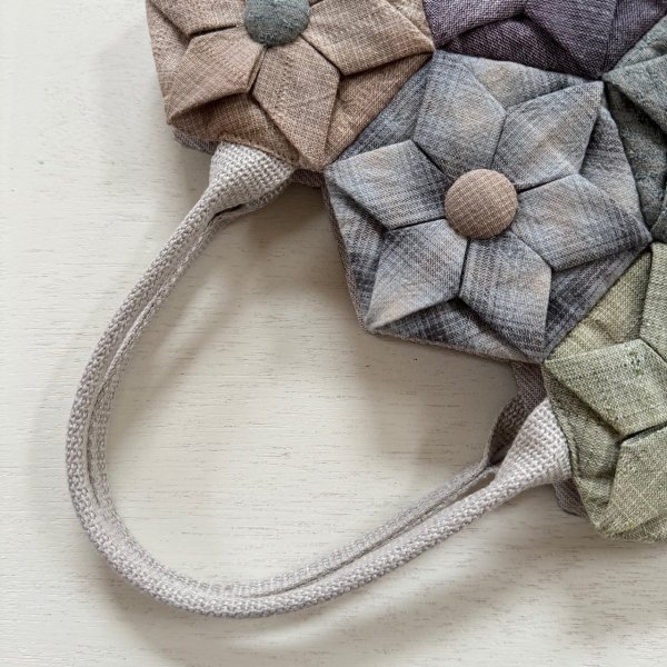 Photo8: Origami Quilt | Hexagon Flower Mini Bag (Navy) (8)