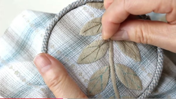 Photo3: Quilts Japan Magazine | July 2025 Issue “Summer” vol.202 (3)