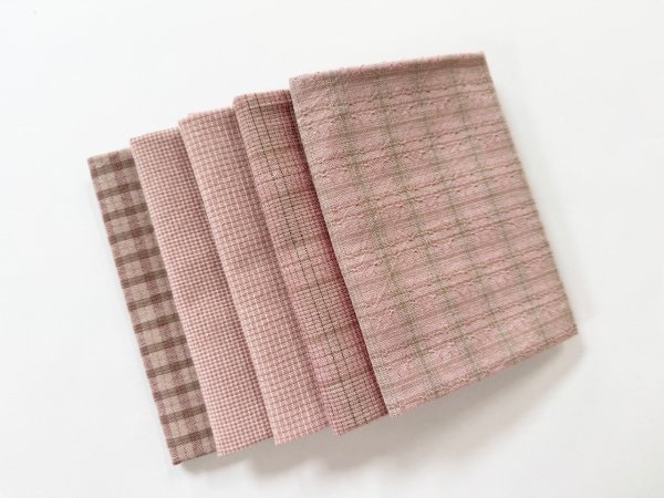 Photo1: Yarn Dyed Fabric - Set of 5 Cuts (25-6-3) Pink (1)