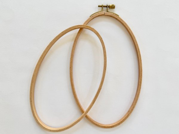 Photo2: Wood Oval Frame (2)