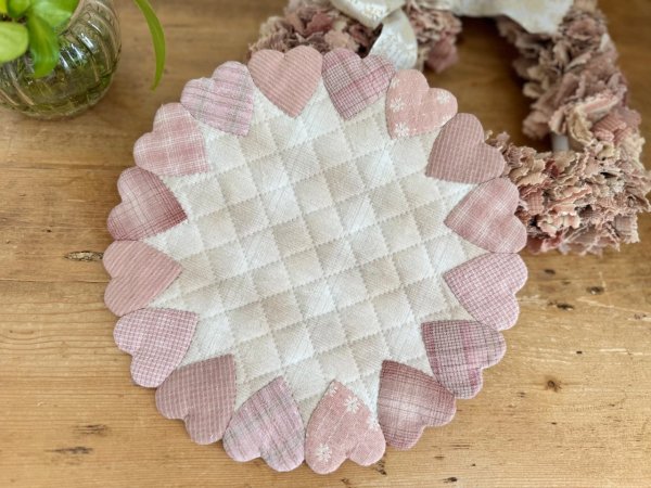 Photo1: Hearts Appliqué Placemat (1)