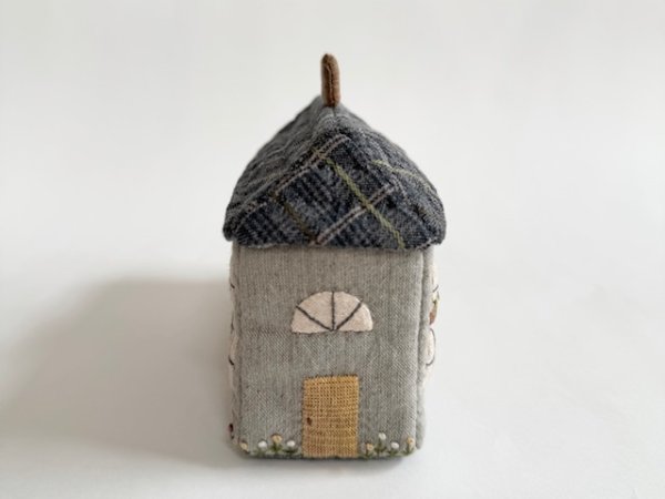 Photo3: House Shaped Storage Box (3)