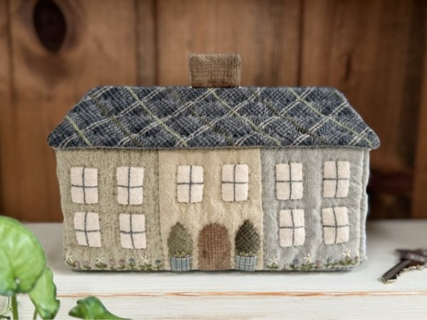 Photo1: House Shaped Storage Box (1)