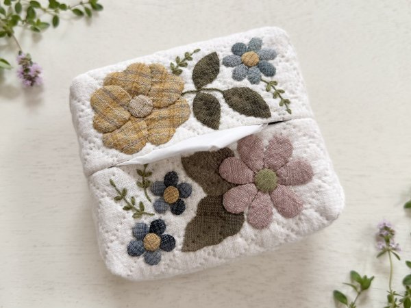 Photo1: Mini Soft Pack Tissue Case (1)