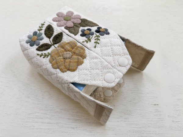 Photo2: Mini Soft Pack Tissue Case (2)