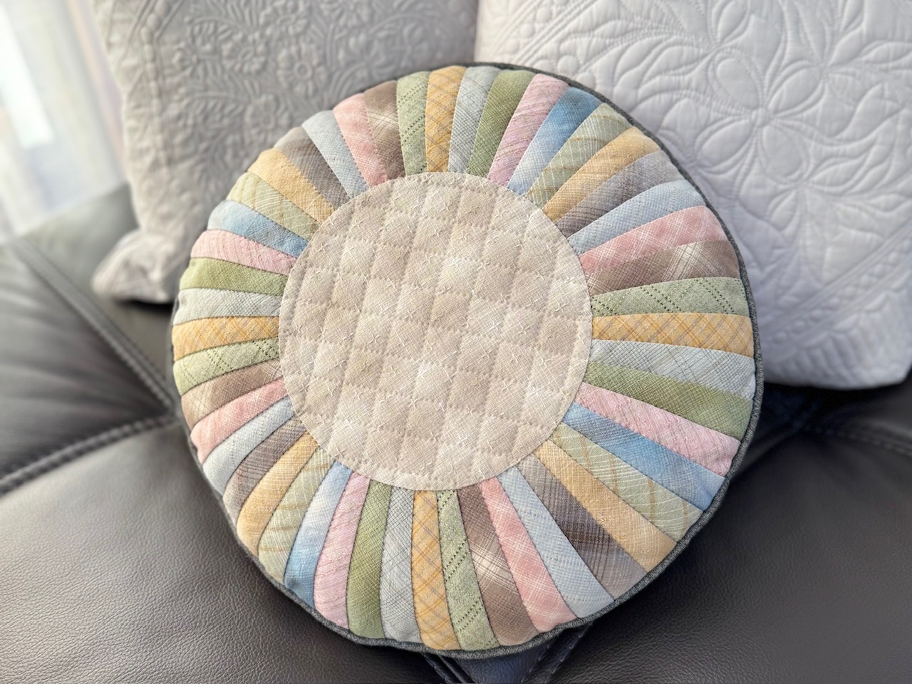 Round Cushion Cover